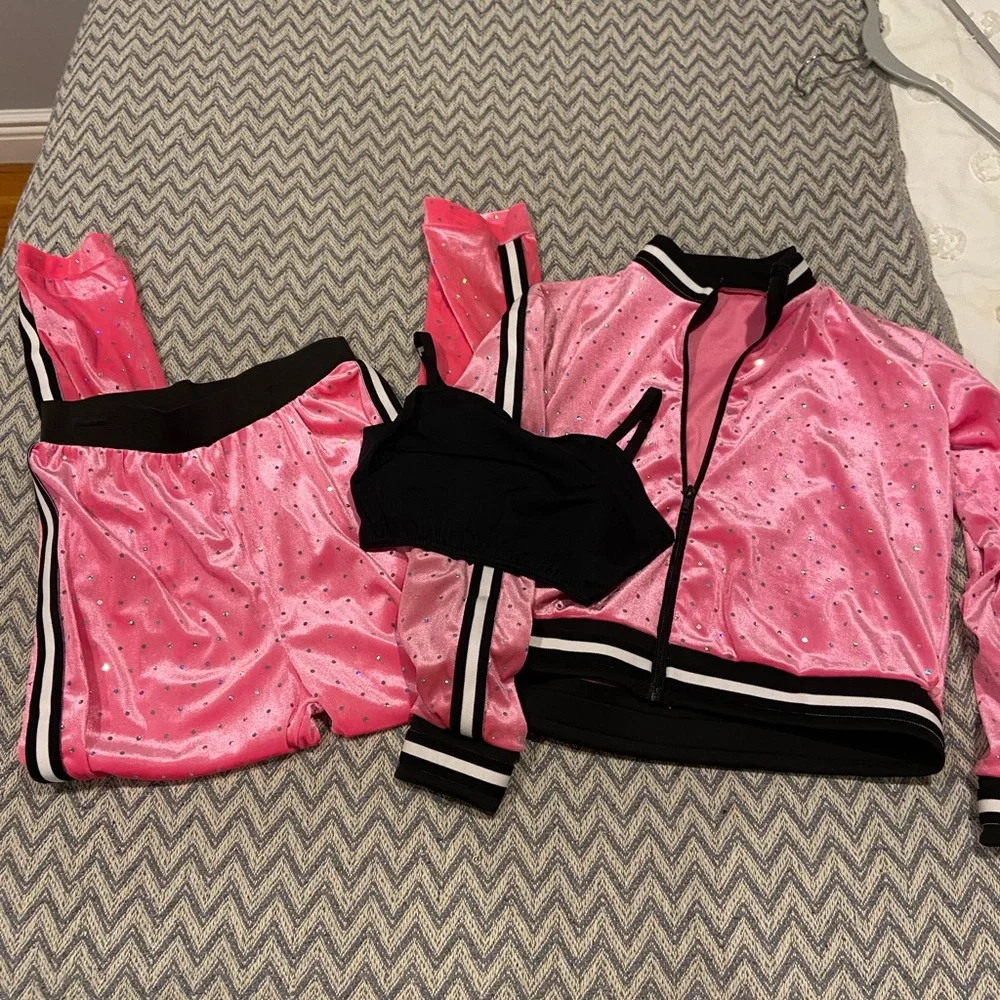 Weissman Showtime “Apple Bottom Jeans” Costume – Child Medium Pink/Black
